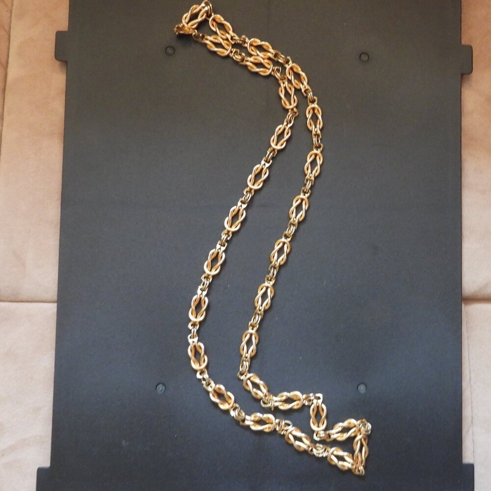 Vintage signed Accessocraft N.Y.C. goldtone chain necklace